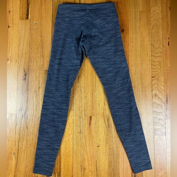 Lululemon Wunder Under Low-Rise
Tight 28 Luon Variegated Knit Heathered Black - Picture 4 of 9
